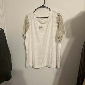 J. Jill NWT crocheted sleeves size XL